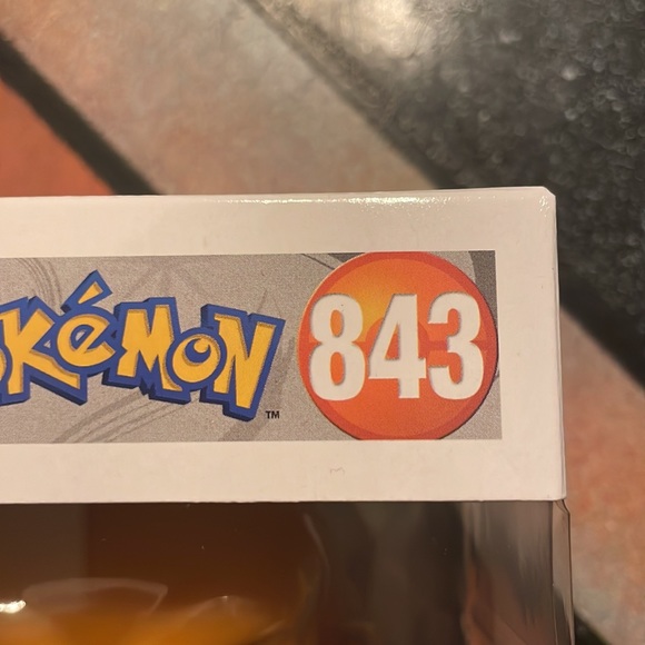 Charizard Funko POP #843 - Picture 2 of 3